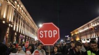 Протестите в България са във фокуса на световните агенции